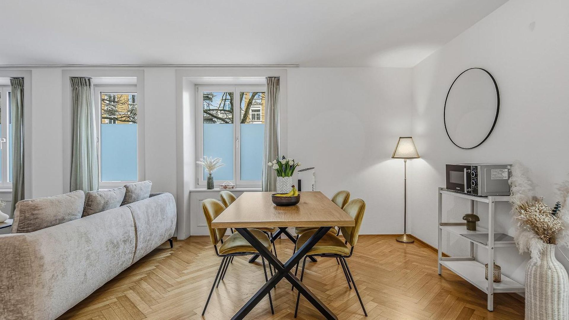 Im Stadtzentrum Gelegenes Mit Kingsize Bed Apartment