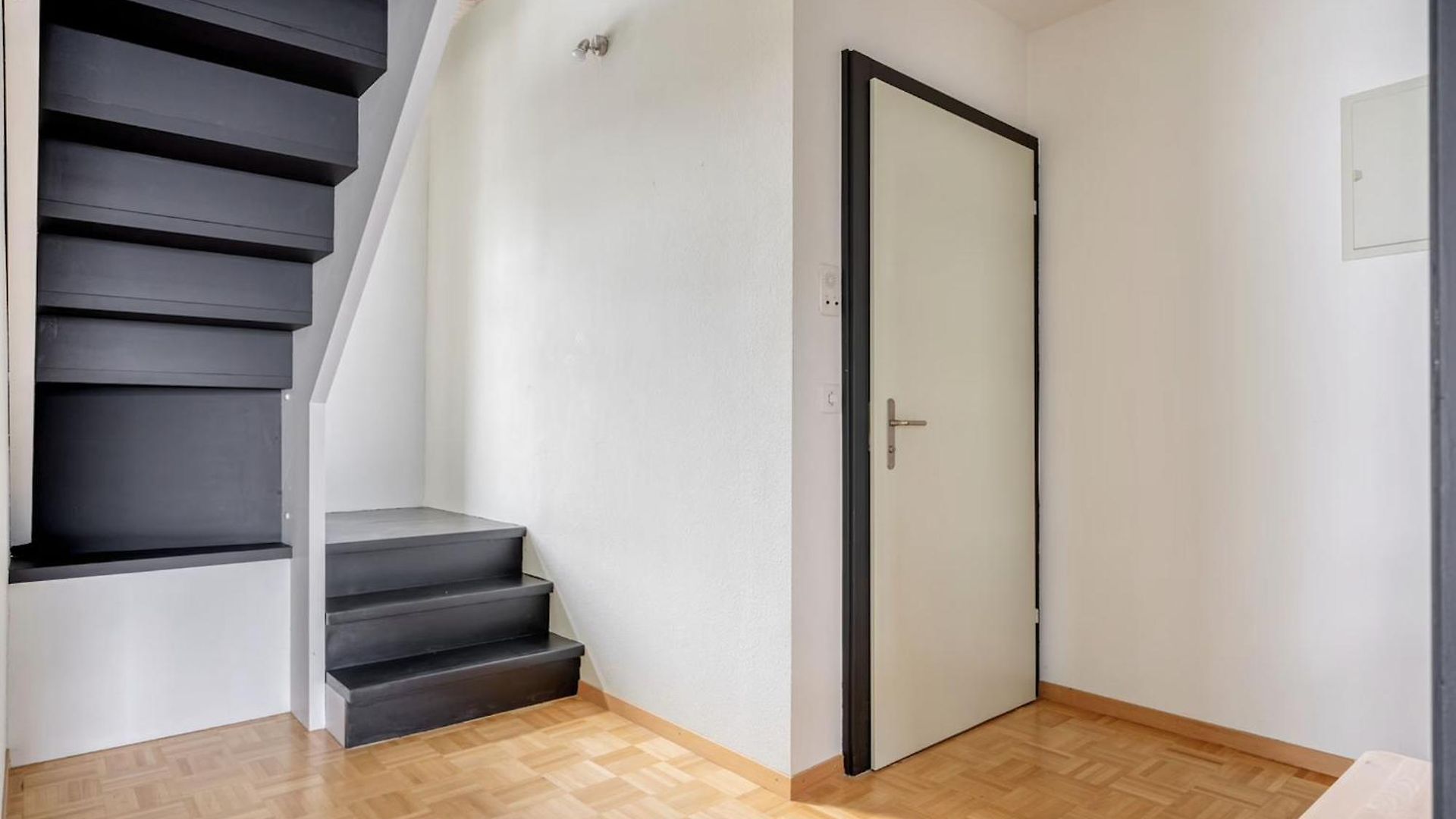 Charming In 4 * Zurich