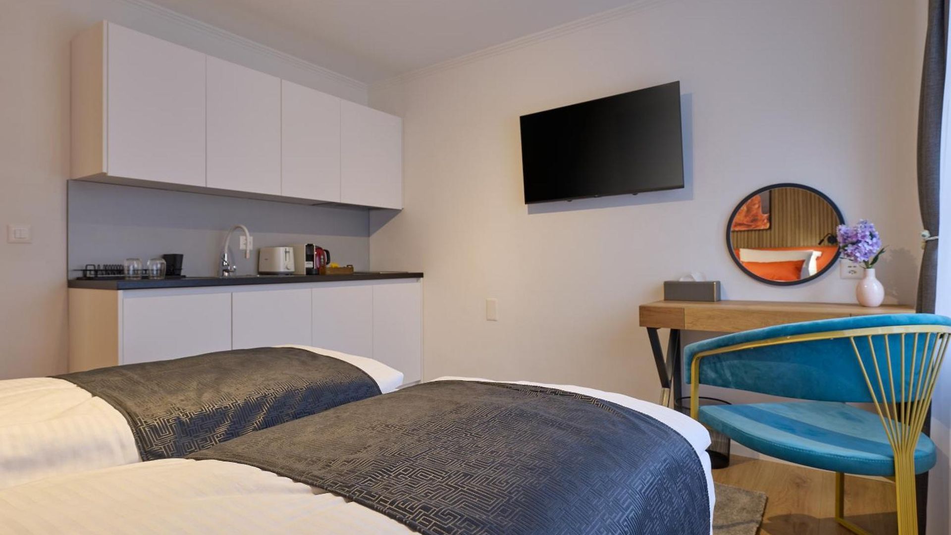 Franziskaner By Centra Hotel