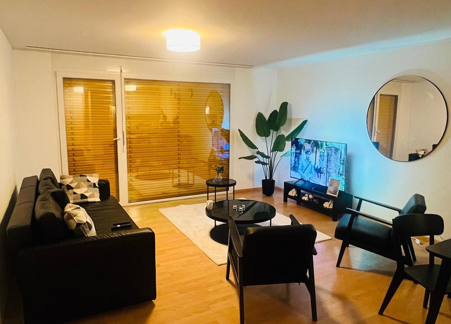 Private In Centre Homestay *