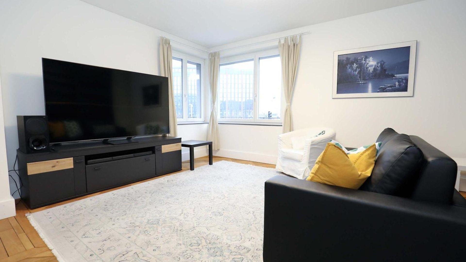 Steps From Sihlcity Free Parking Dining And Transit Apartment