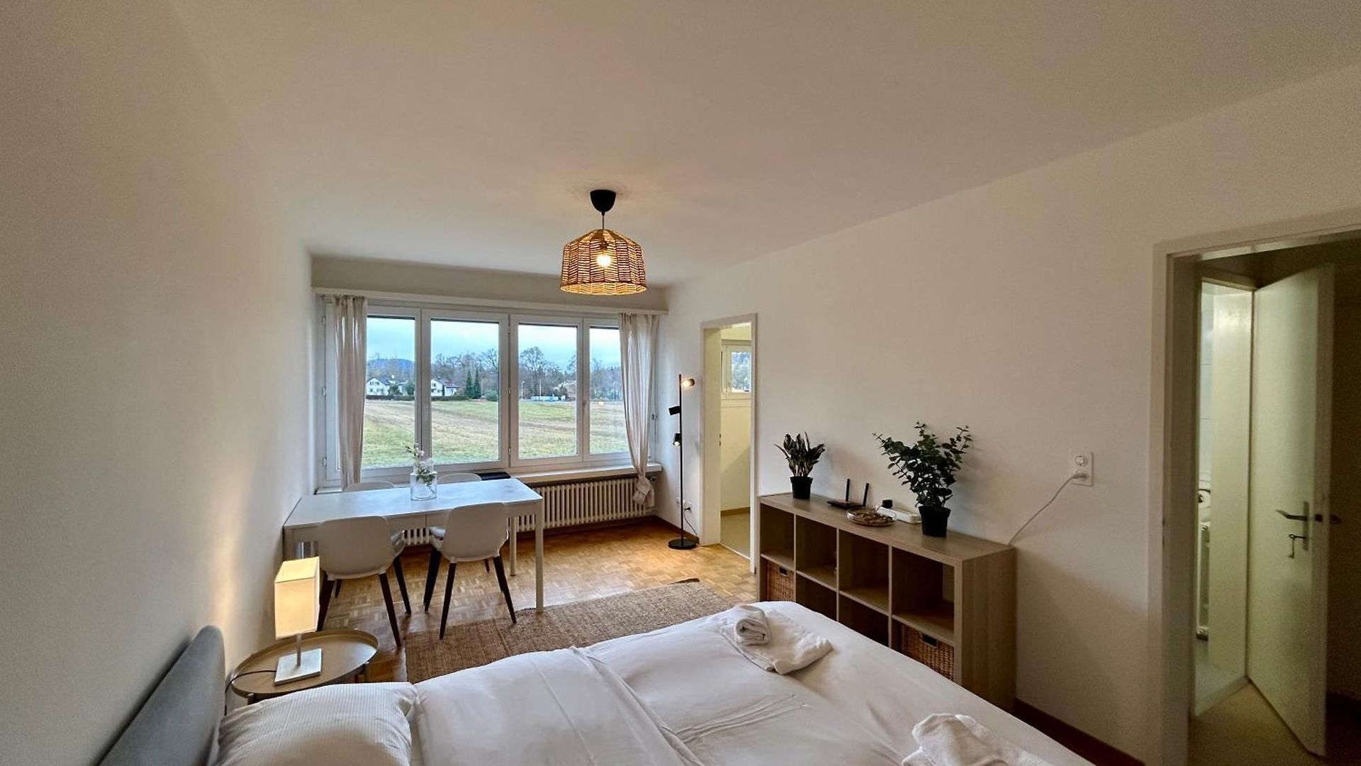 Apartment Cozy In Witikon District