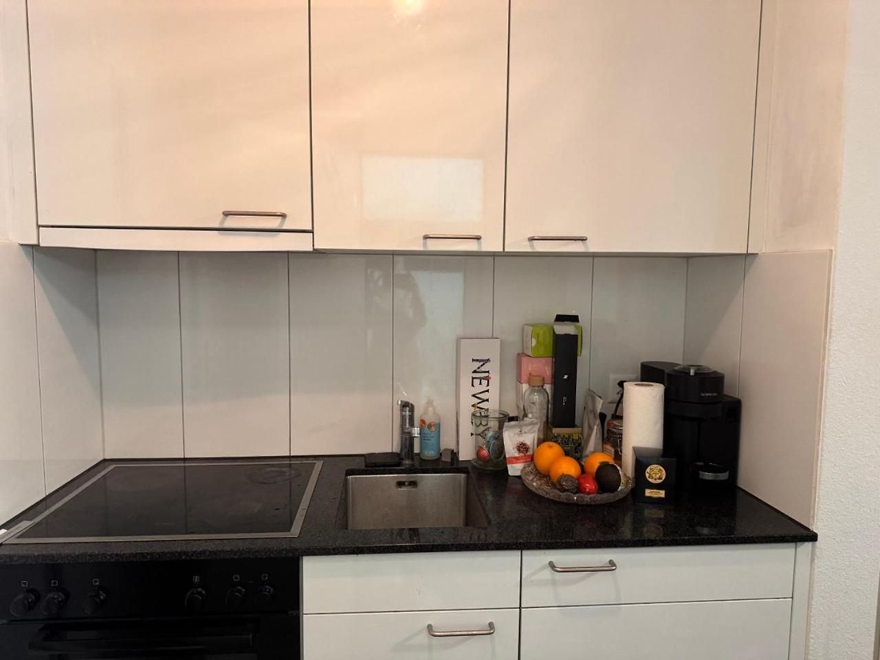 8008 Apartment *