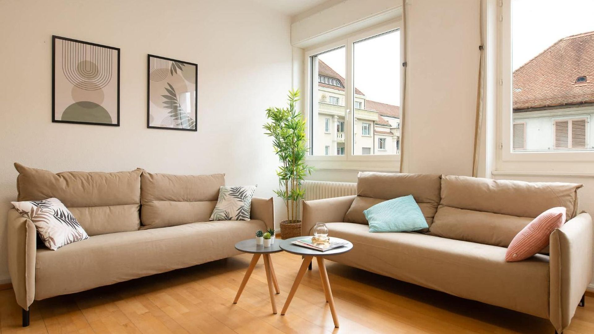 Spacious Flat With Game & Pool Table *