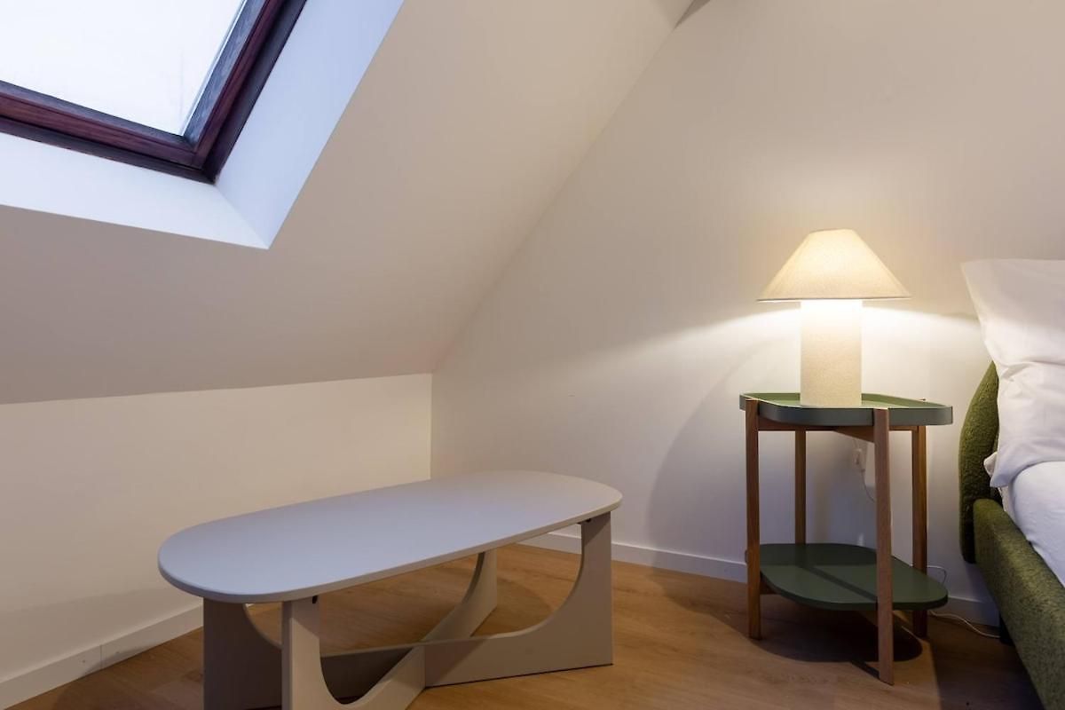 Nest 1 King Bed Near Hb Zürich