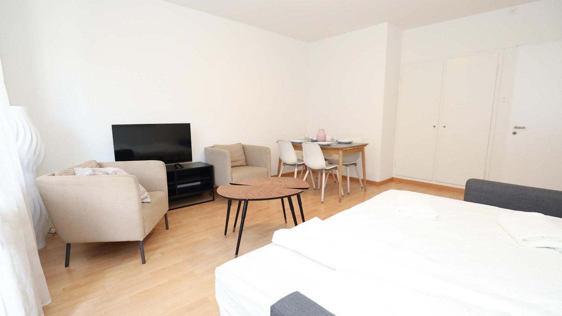 Airy Near Uetliberg Nature Apartment
