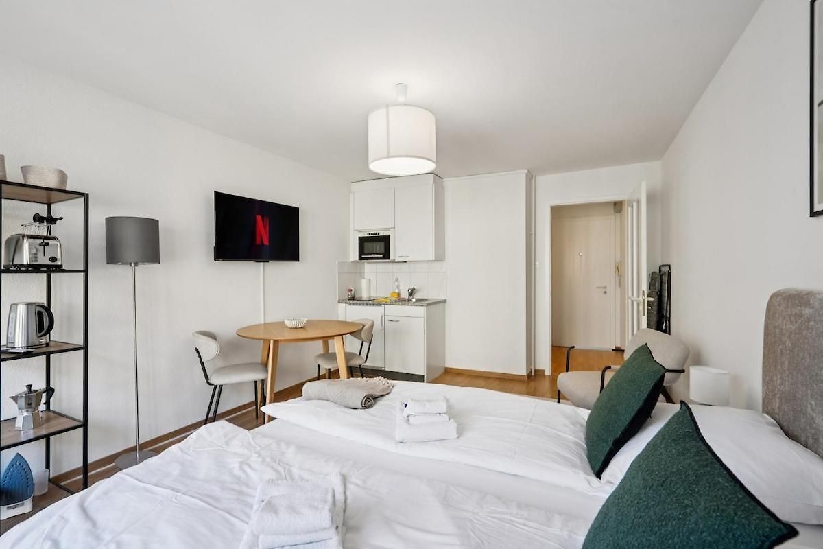 Chic - Modern - Crown 27 Zurich