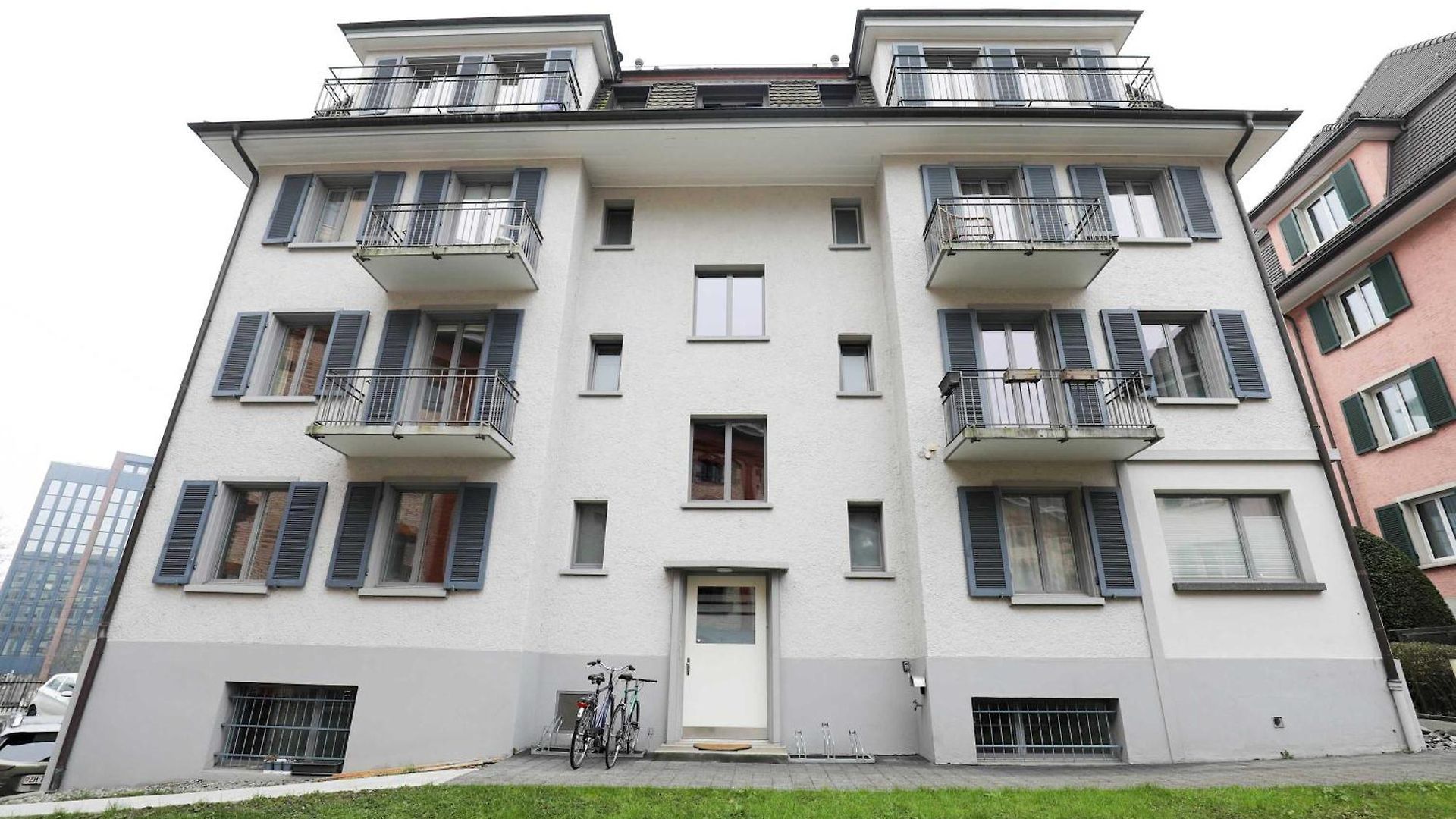 Steps From Sihlcity Free Parking Dining And Transit Apartment Zürich