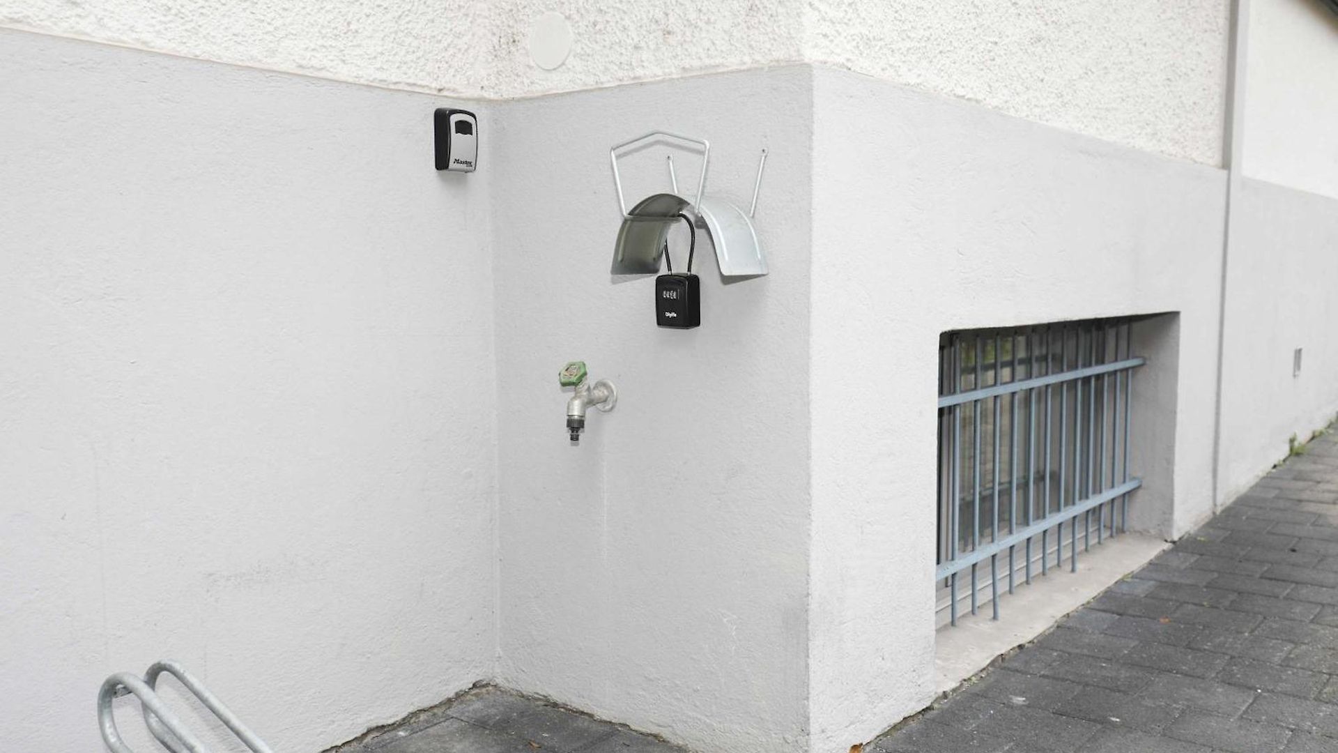Steps From Sihlcity Free Parking Dining And Transit Zürich