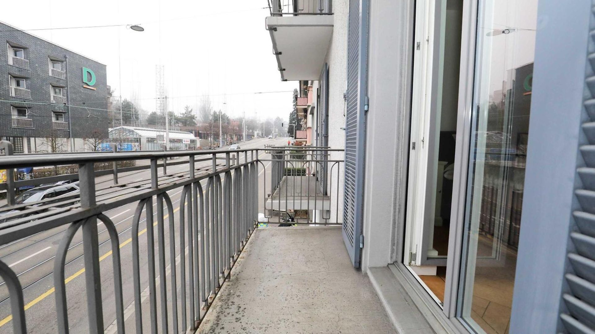 Steps From Sihlcity Free Parking Dining And Transit * Zürich