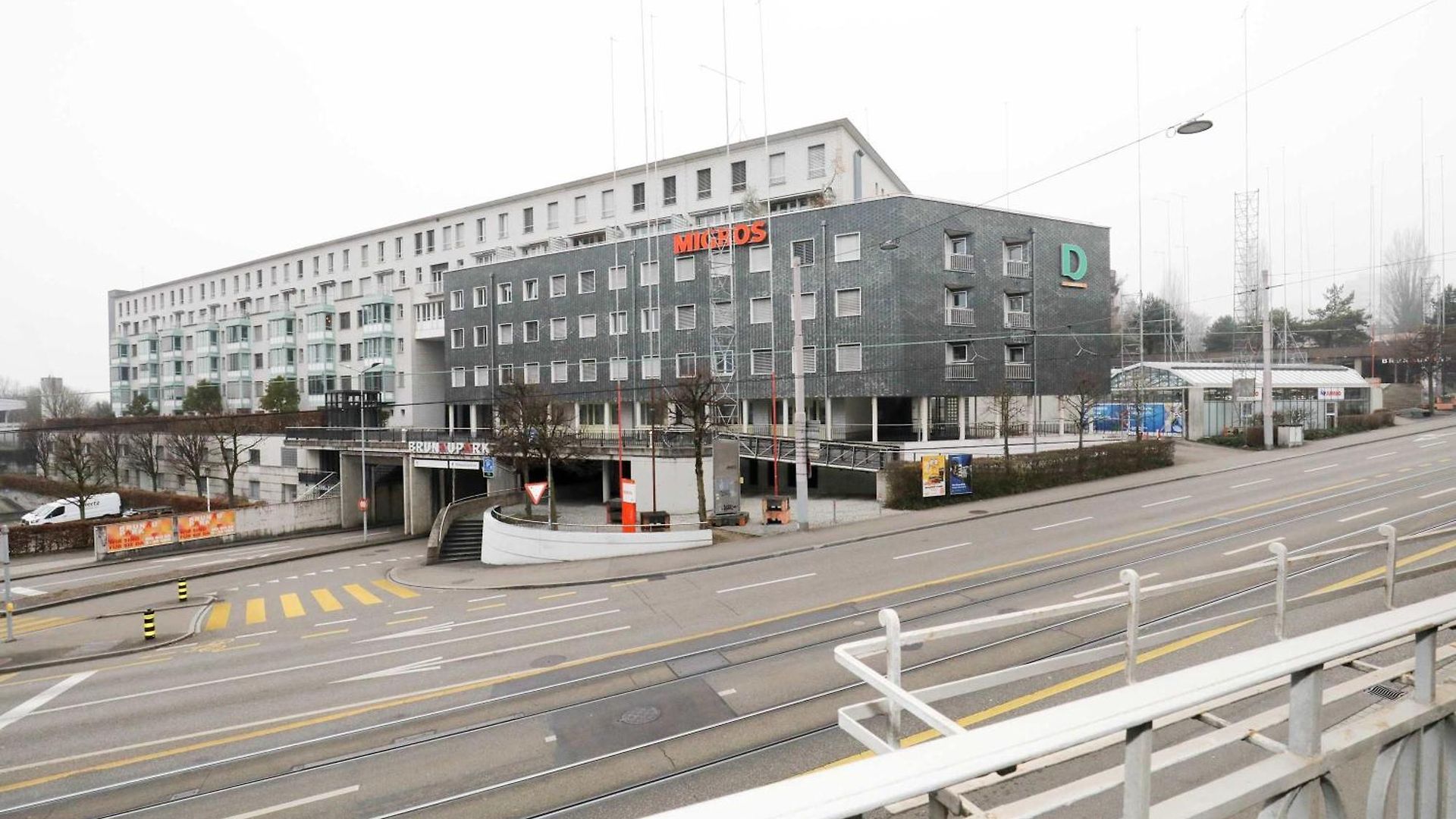Steps From Sihlcity Free Parking Dining And Transit Apartment *