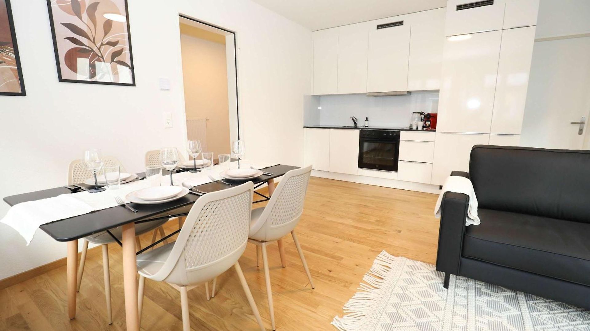 New Center With Private Entry & Parking * Zurich