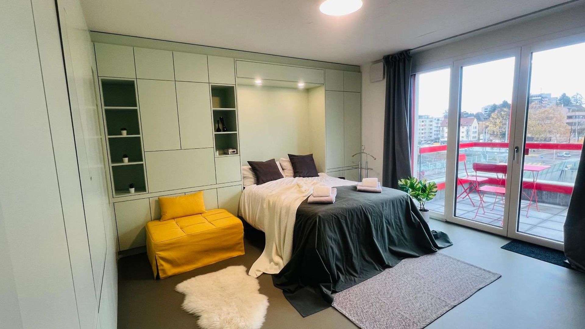 Modern Living, Luxe Apartment *