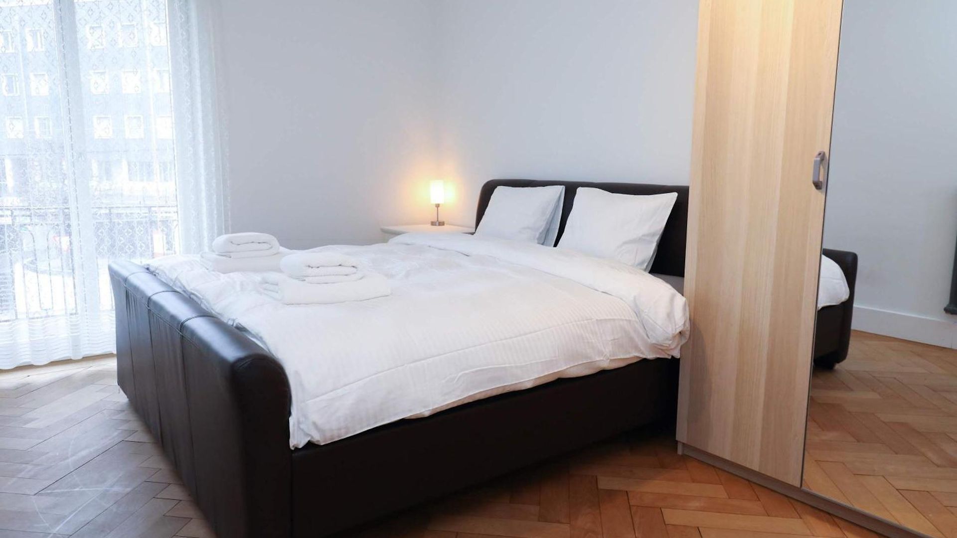Steps From Sihlcity Free Parking Dining And Transit Apartment Zürich
