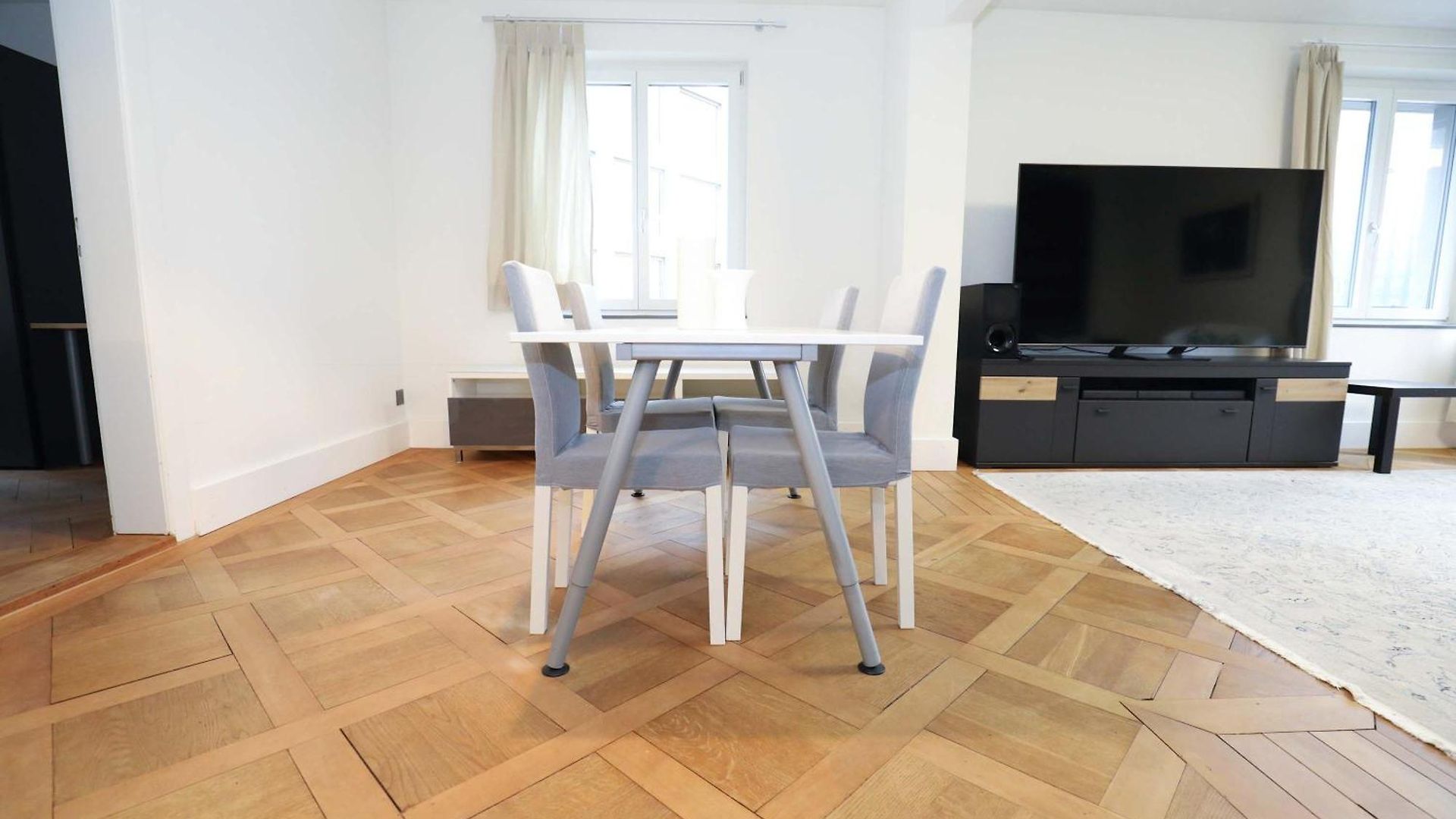 Steps From Sihlcity Free Parking Dining And Transit *