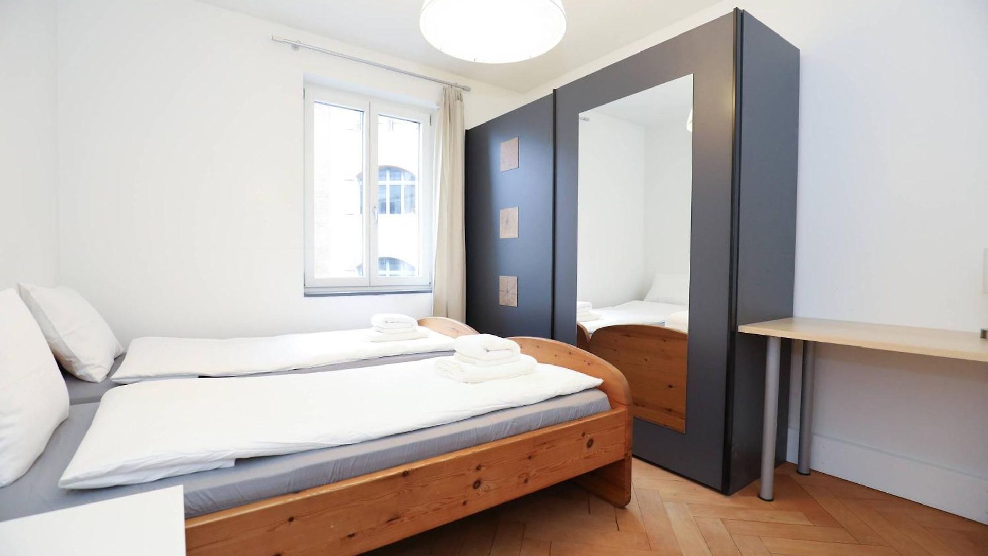 Steps From Sihlcity Free Parking Dining And Transit * Zürich