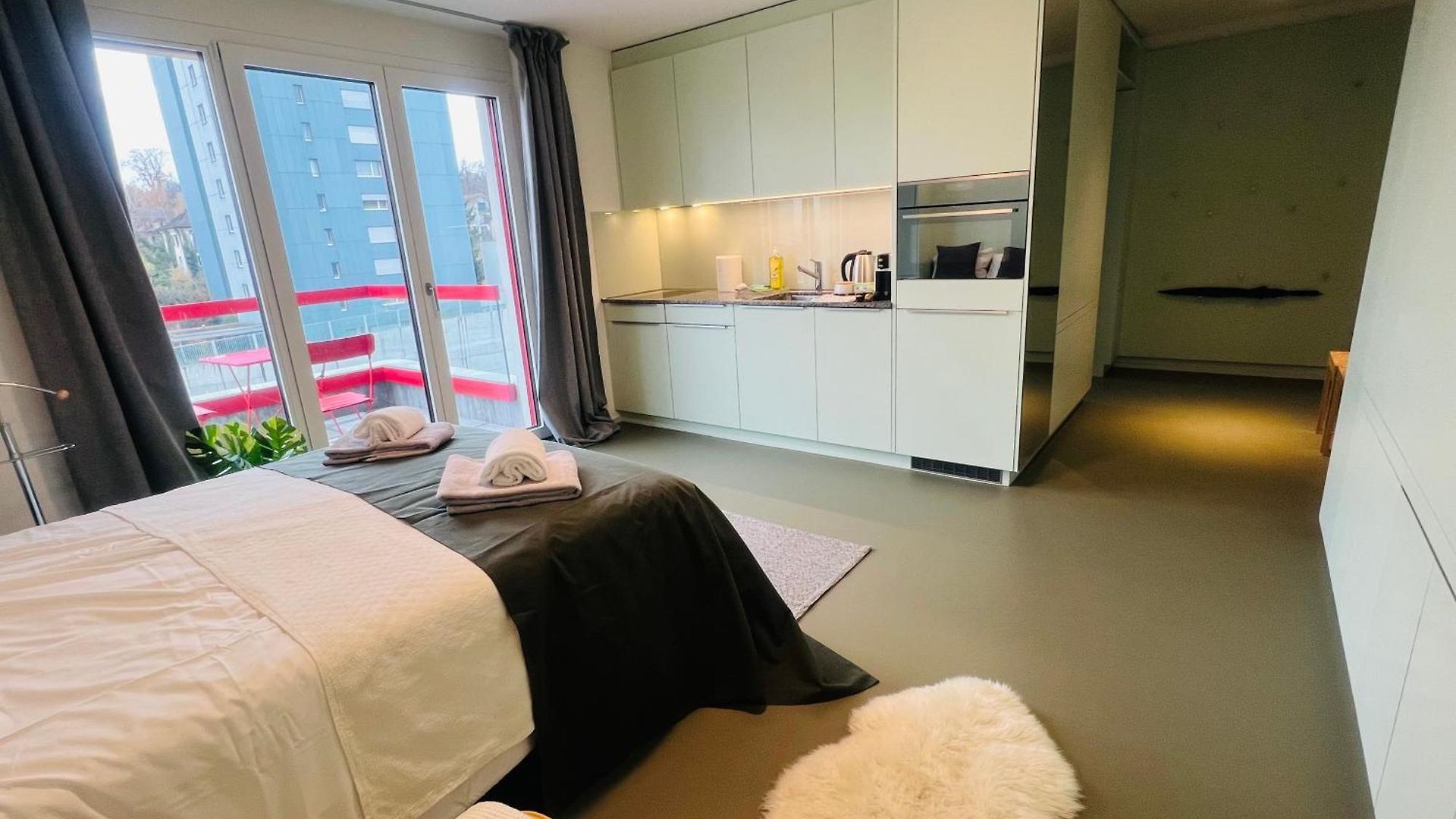 Modern Living, Luxe Zurich