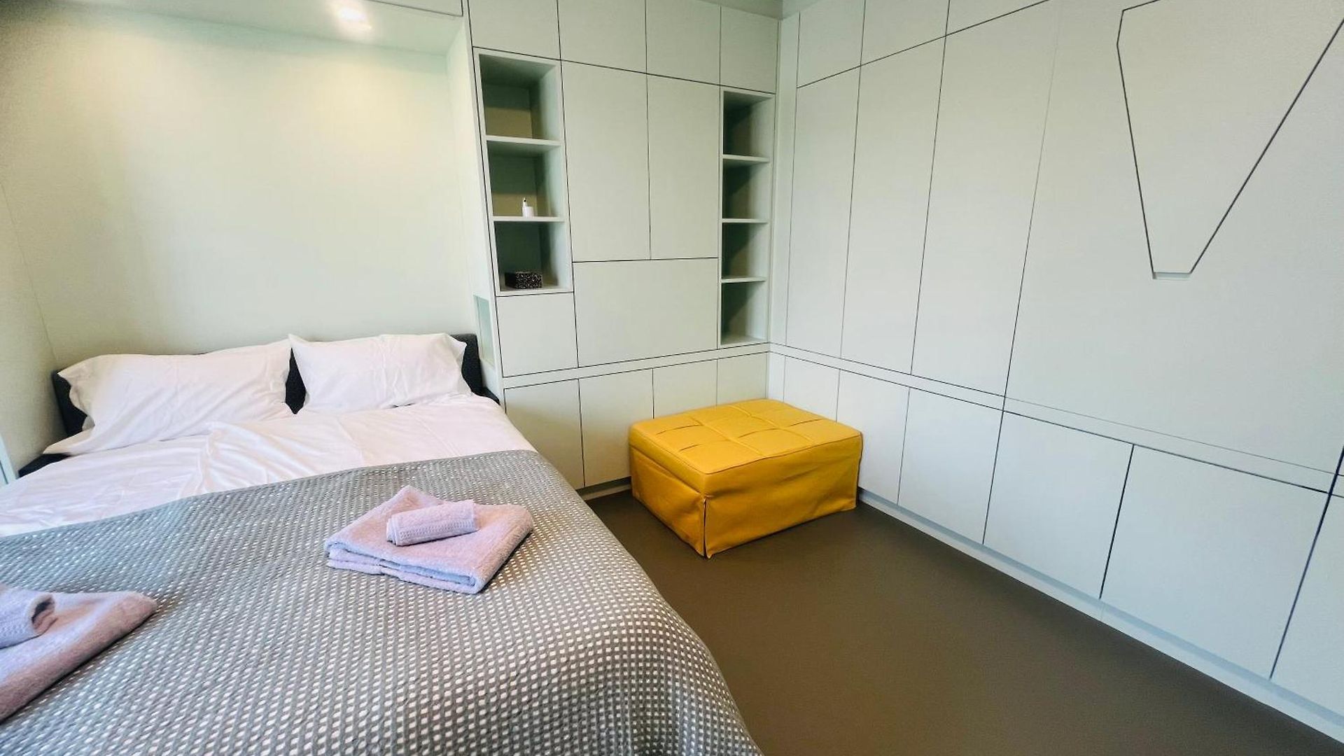 Modern Living, Luxe Apartment Zürich