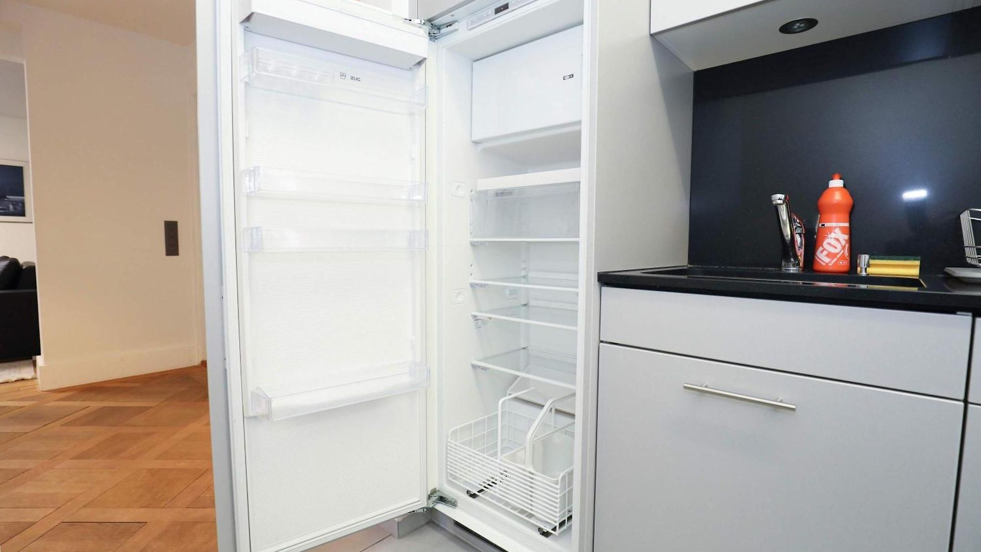 Steps From Sihlcity Free Parking Dining And Transit Apartment *