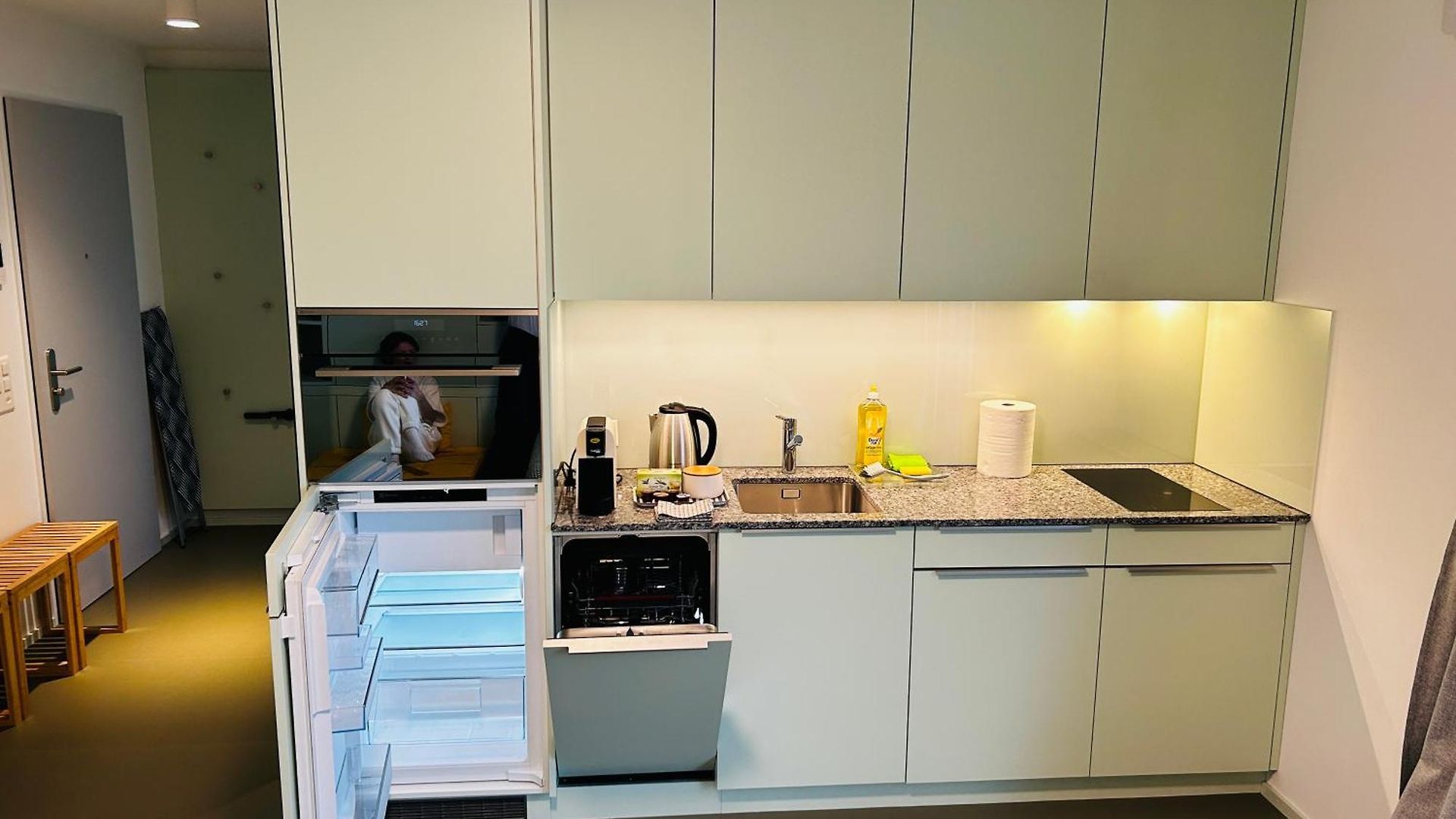 Modern Living, Luxe Apartment *