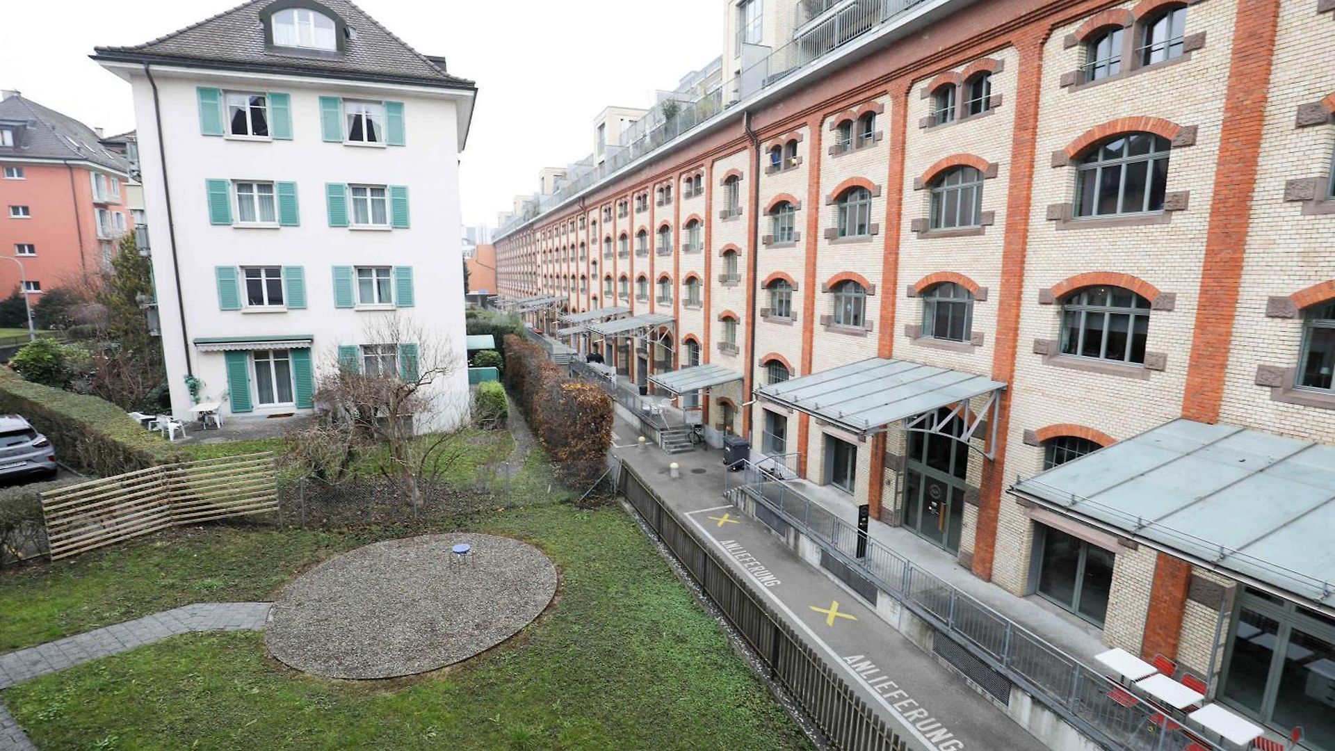 Steps From Sihlcity Free Parking Dining And Transit Apartment