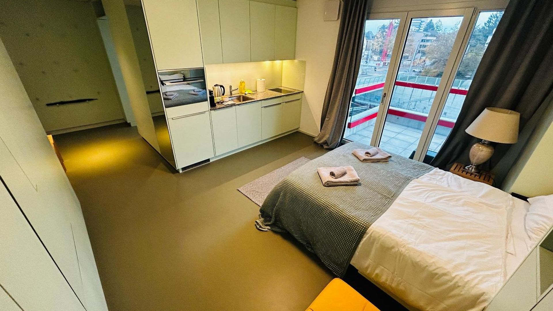 Modern Living, Luxe Apartment *