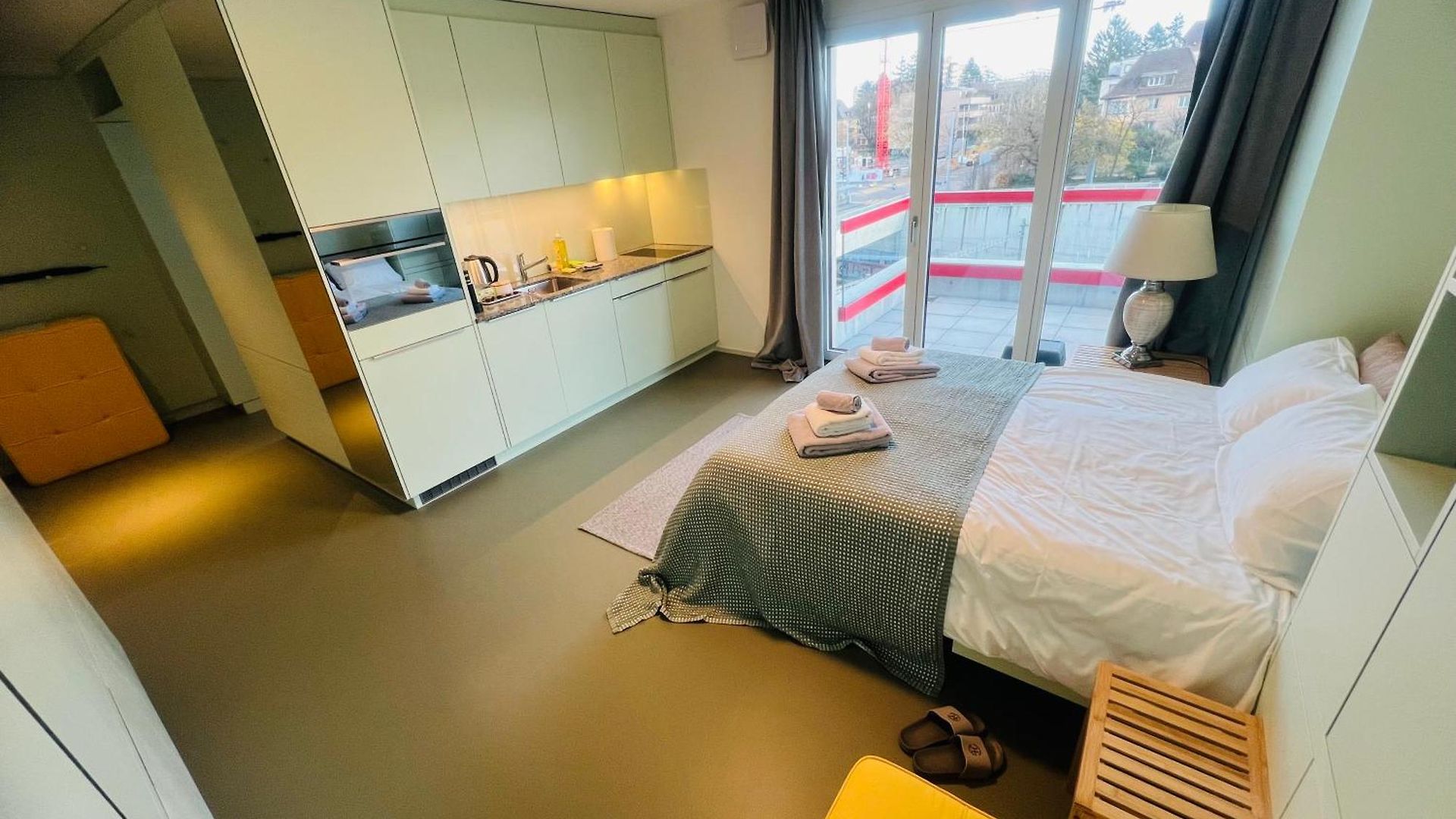 Modern Living, Luxe Apartment *