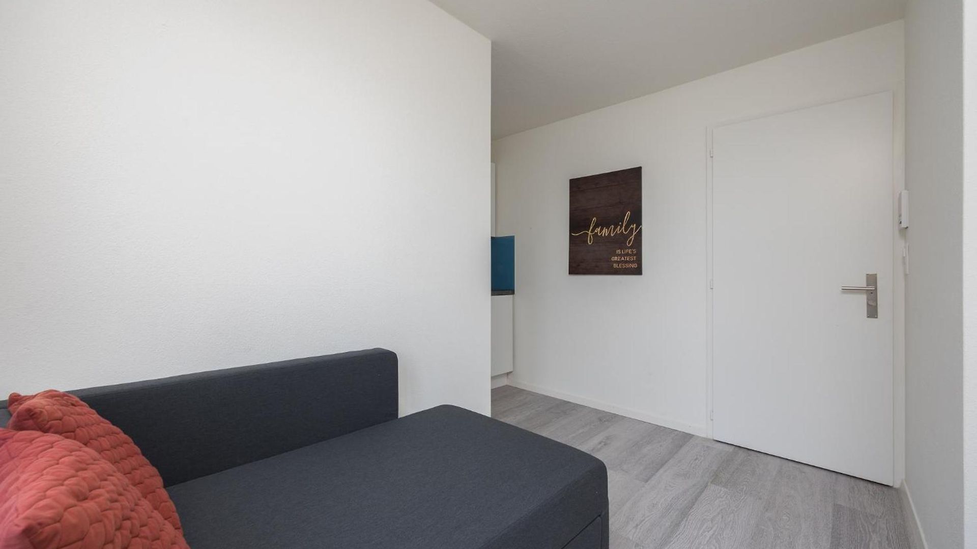 Delta - Bertastrasse - Self Check-in Apartment Zurich