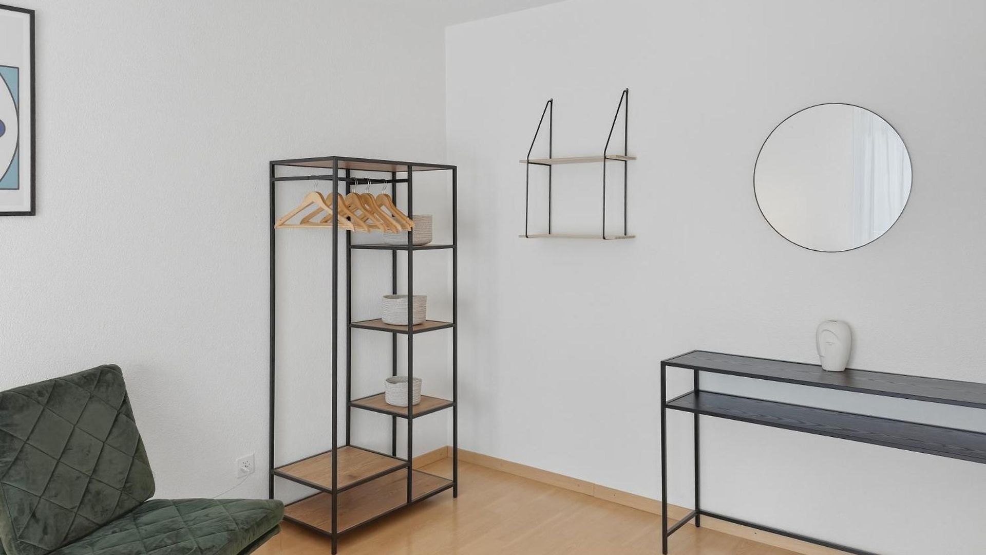 Terrific In The Centre - Art 2 Apartment