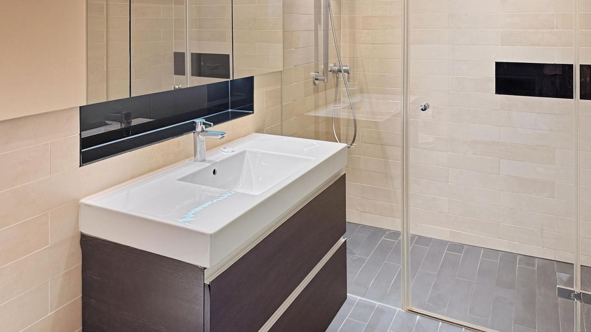 Apartment Stylish 1br In The Center - Baron 25 *
