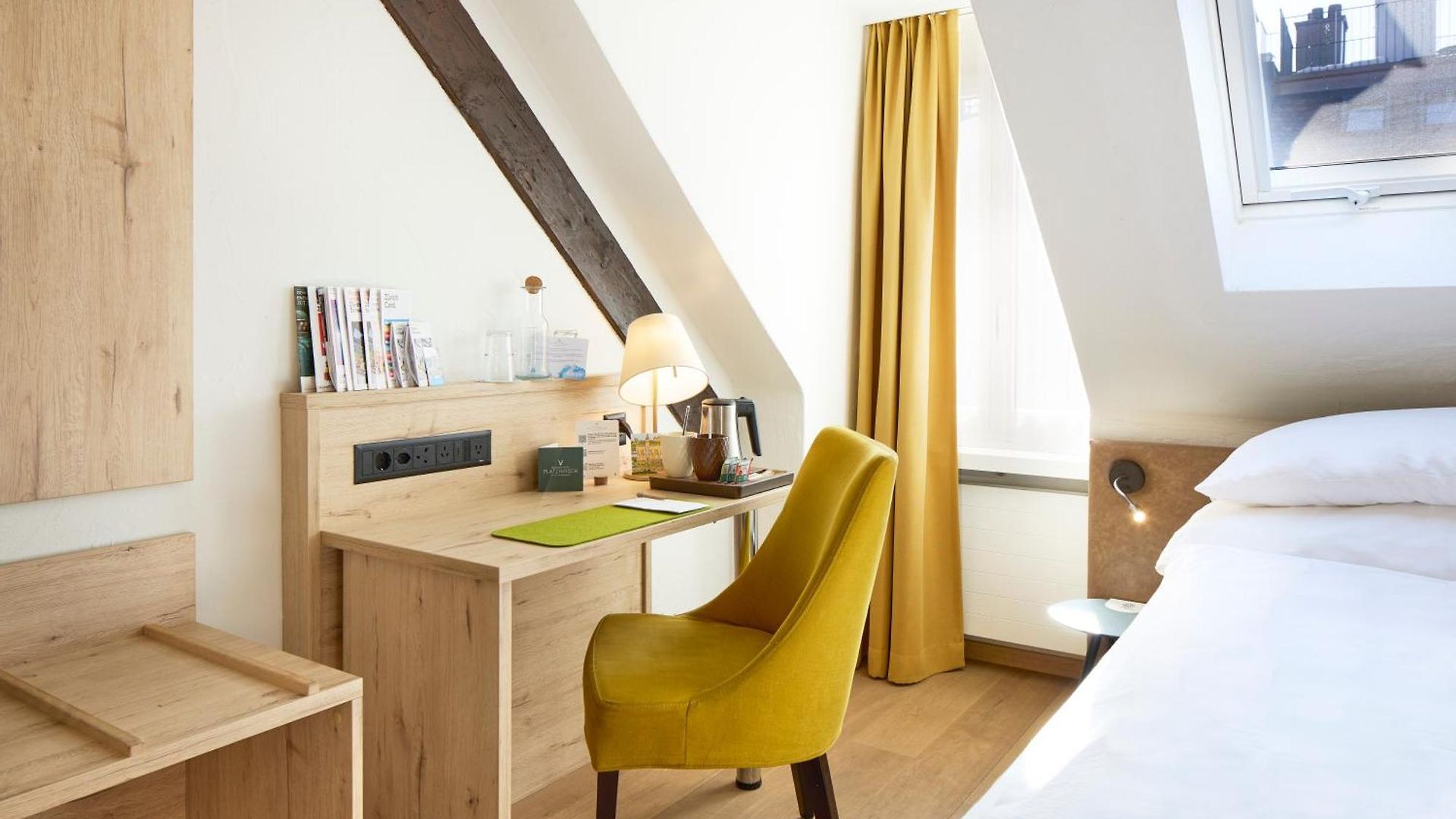 Hotel Platzhirsch - Downtown Boutique & Sushi Lounge