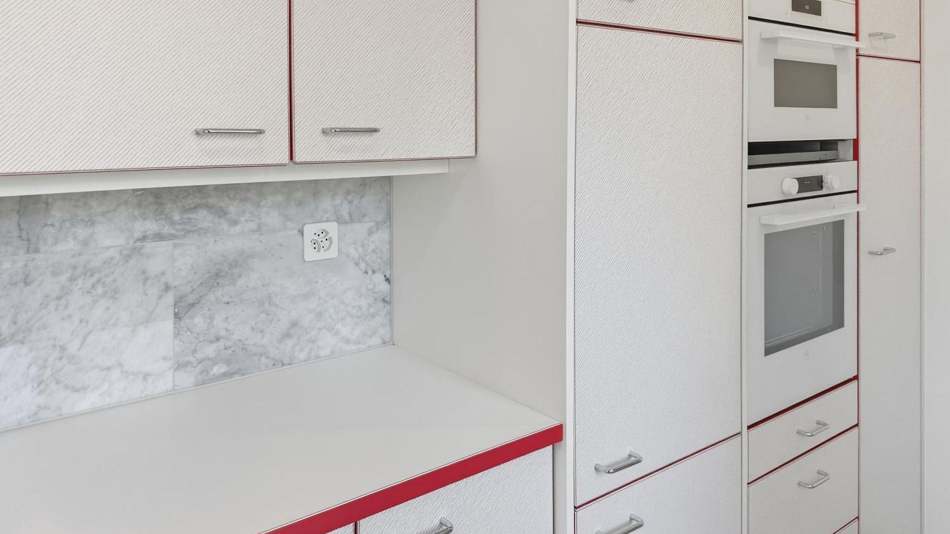 Amazing 2 Bedroom Flat: Specious And Zurich