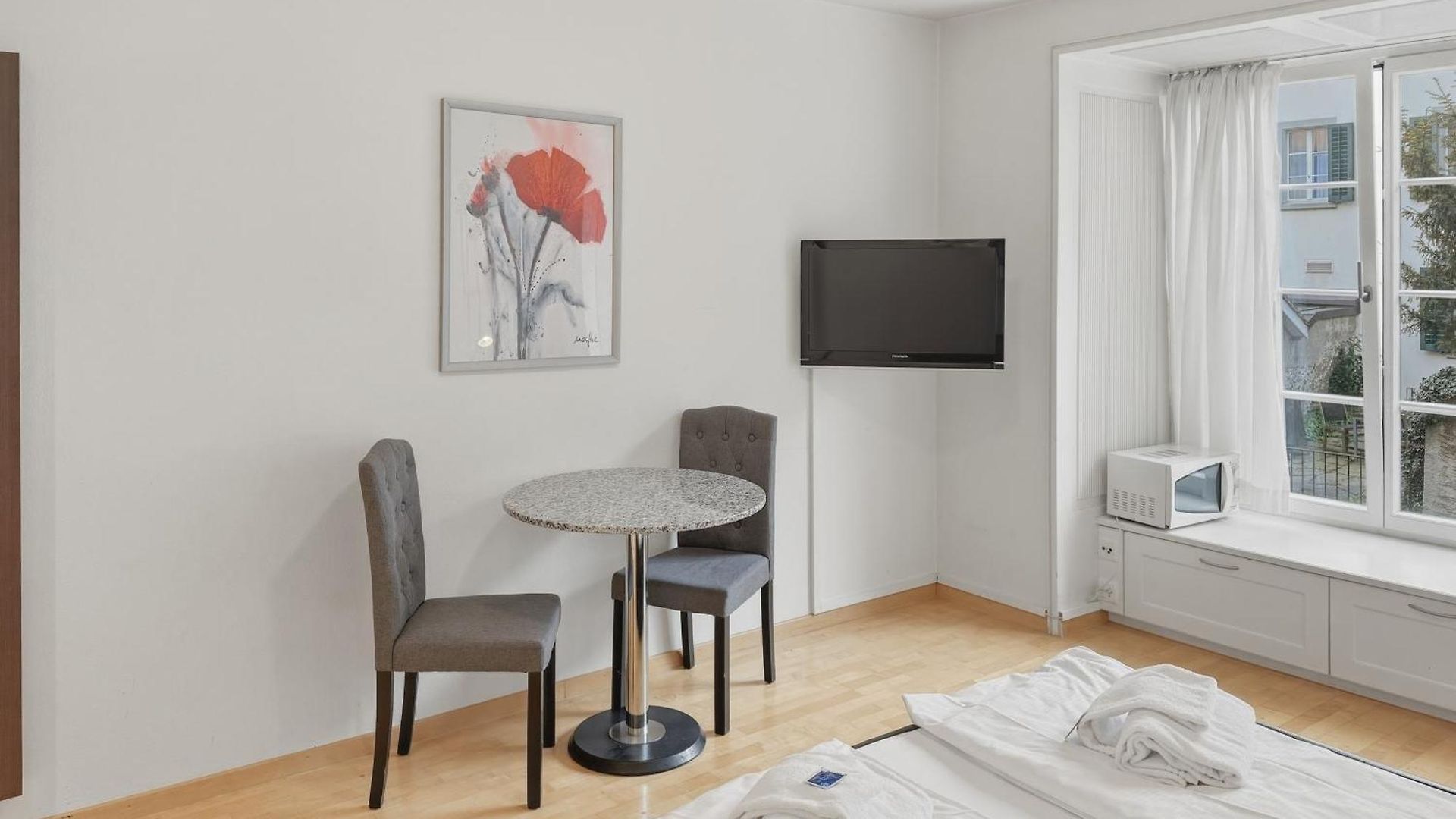 Charmin In Old Town - Uz8 Apartment