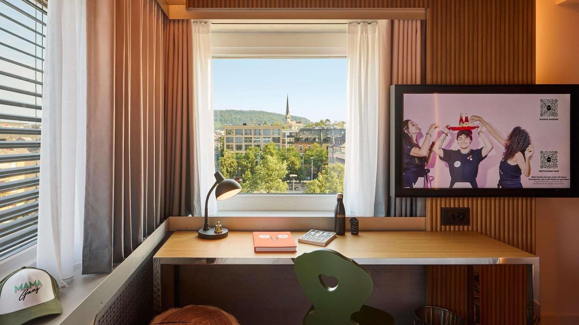 Mama Shelter Hotel 4*