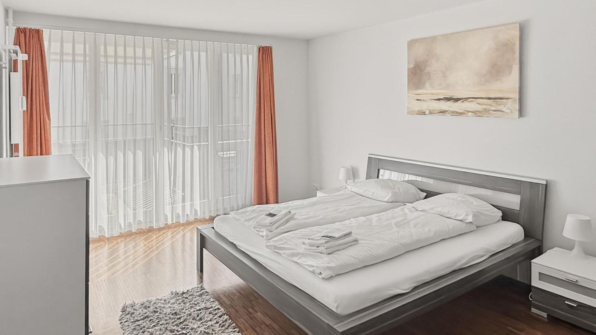 2br Near - Flower 23 Zurich