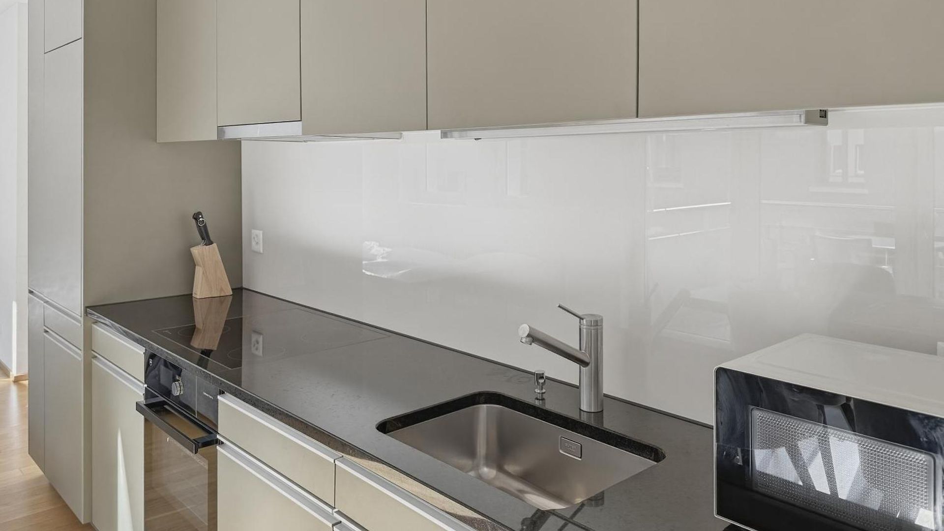 1br With Balcony - West 13 Apartment Zurich