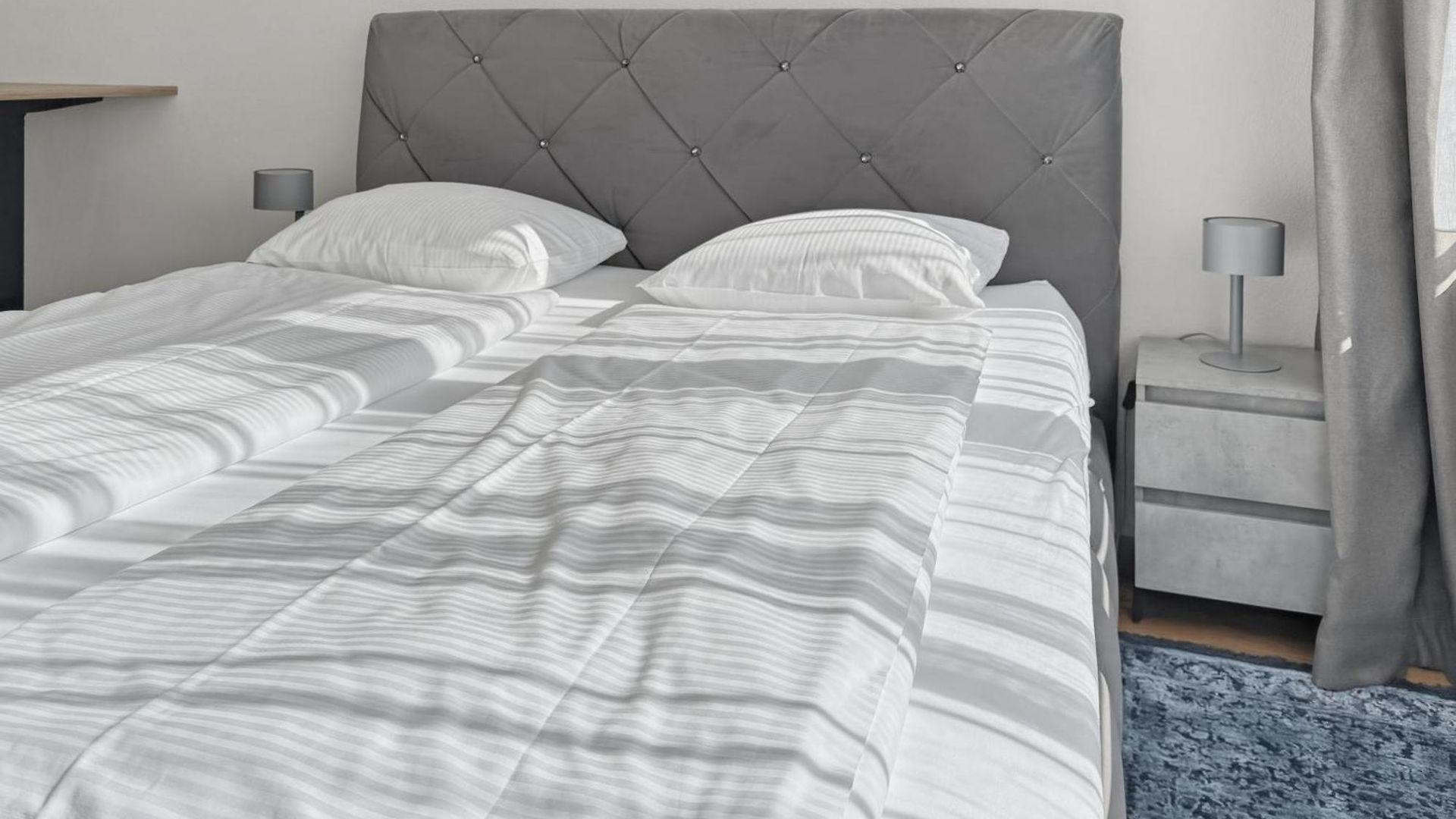 2br Flat In The Center - West 12