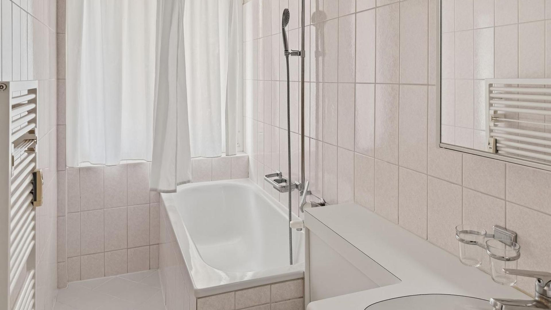 1br - Great Starting Point For Tourists - Mill 324 Zurich