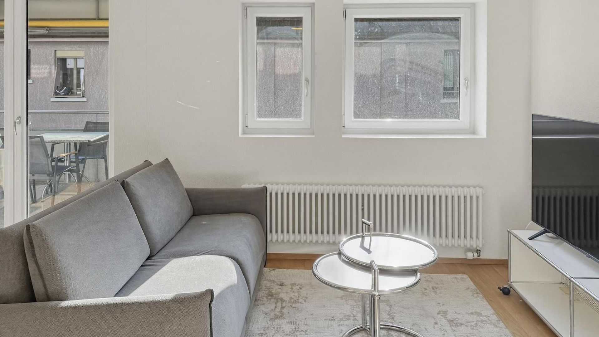 1br With Balcony - West 13 Apartment *
