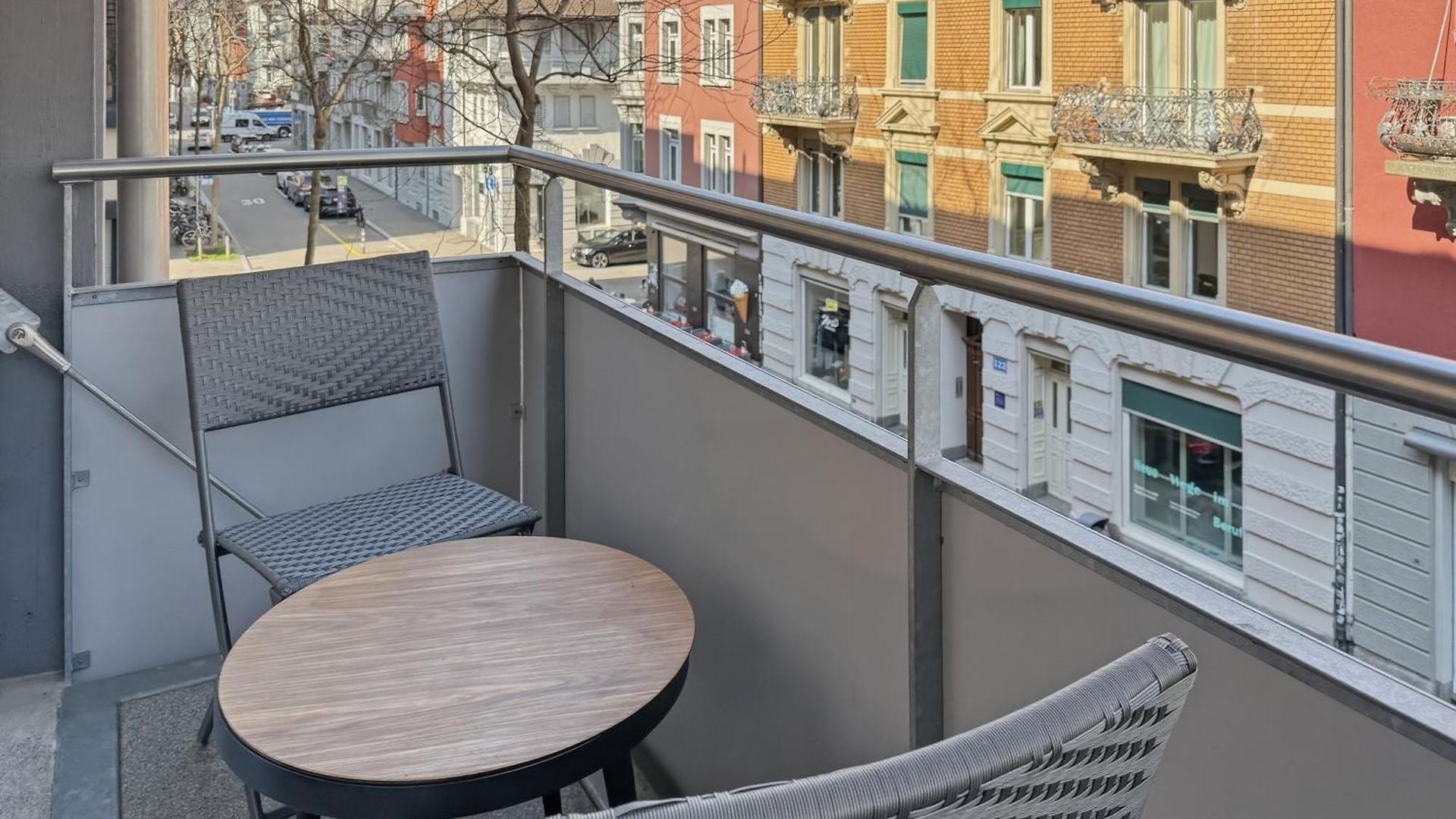 2br Flat In The Center - West 12 *