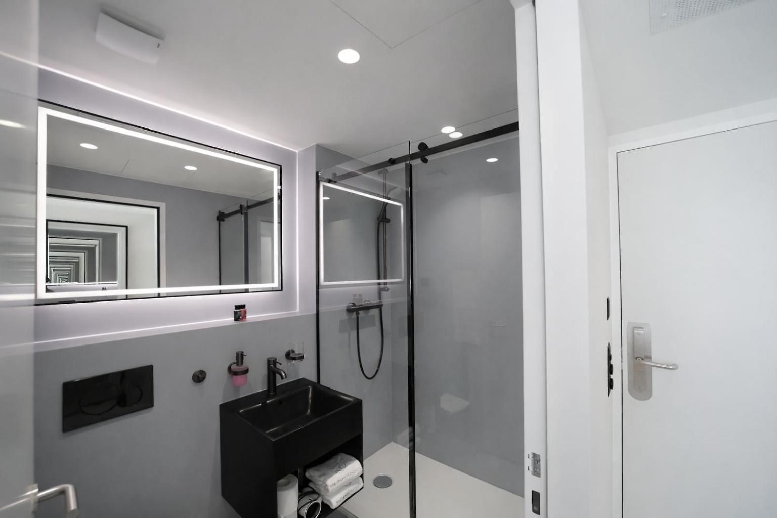 Visionapartments Leonhardstrasse - Self Check-in Aparthotel