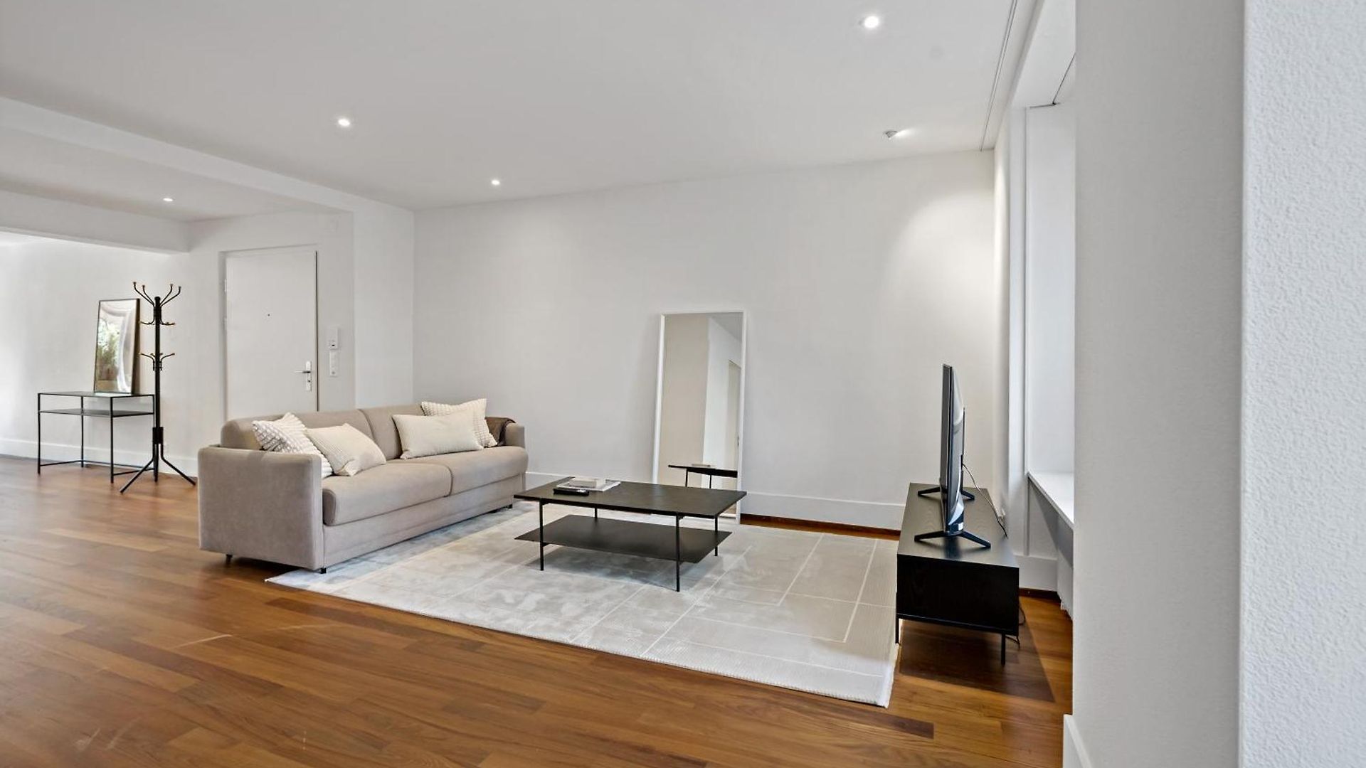 Apartment Newly Renovated Next To With Private Terrace Zürich
