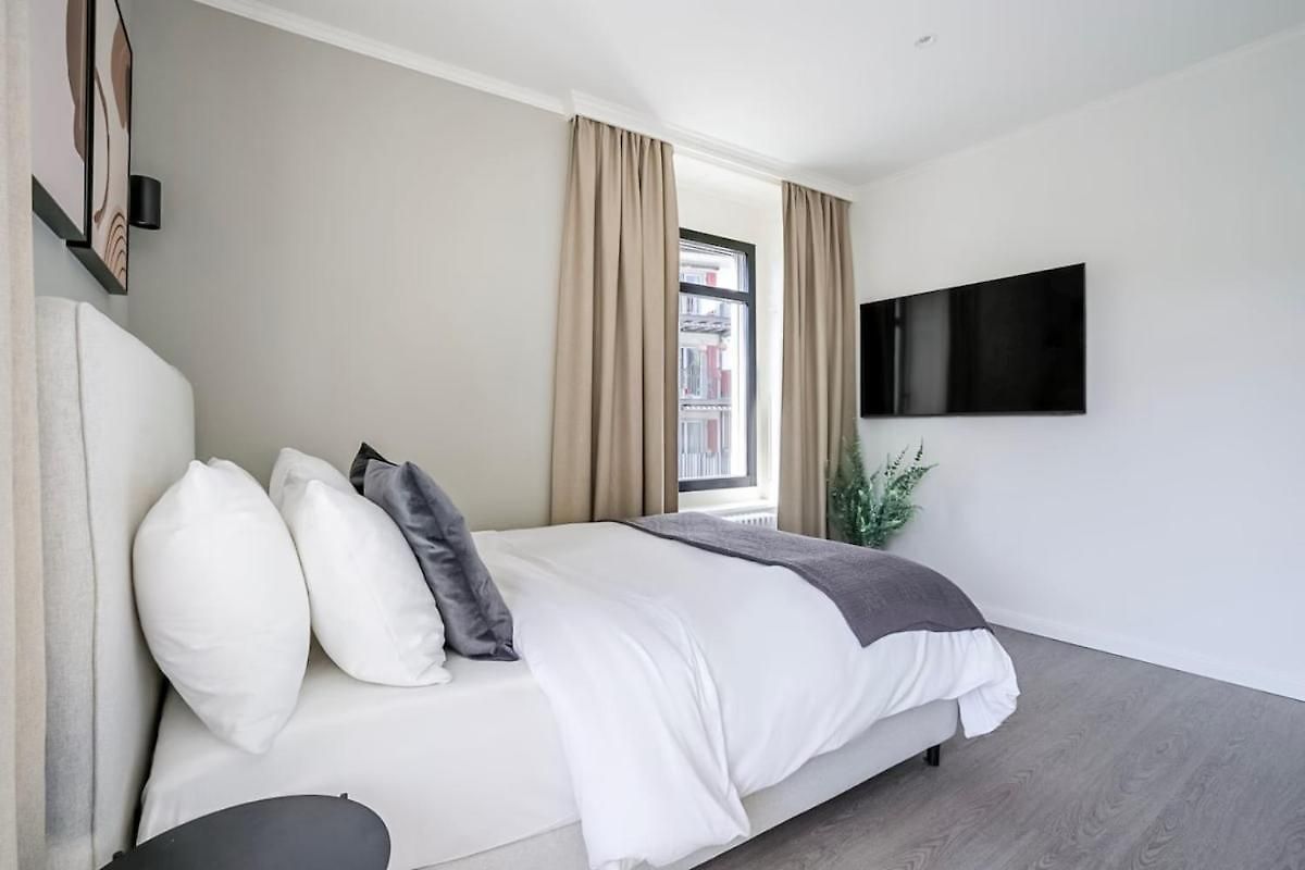 Apartment Oak - District 4 Zürich