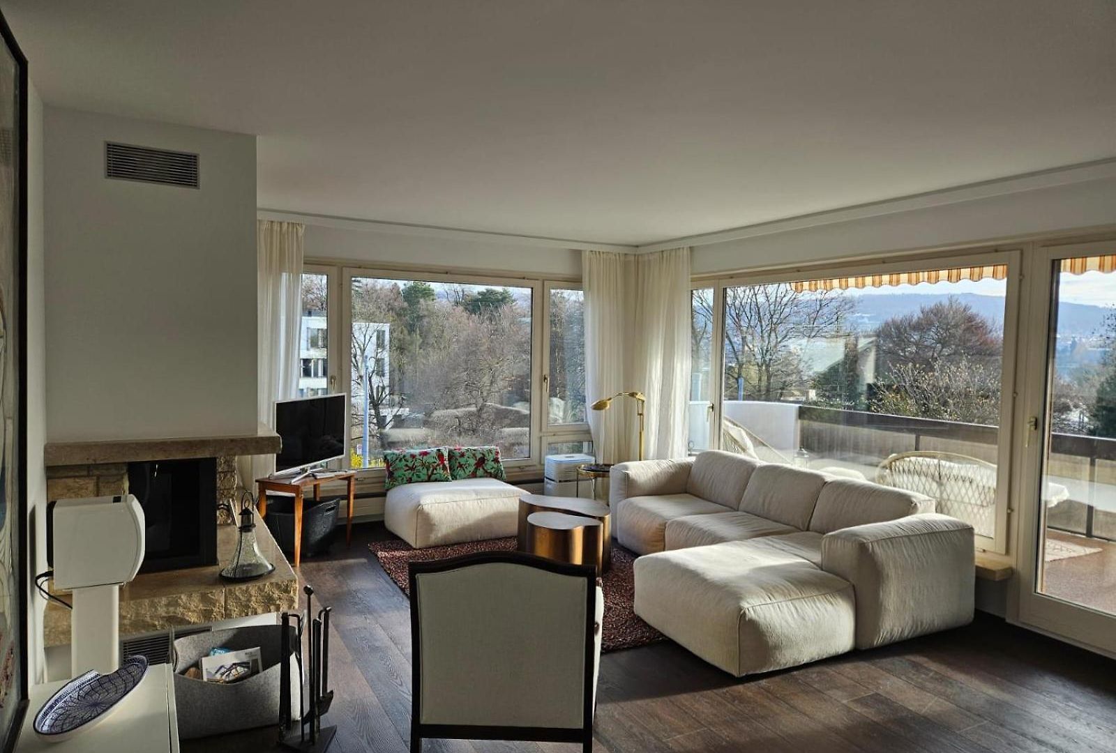 Zurich's Apartment *