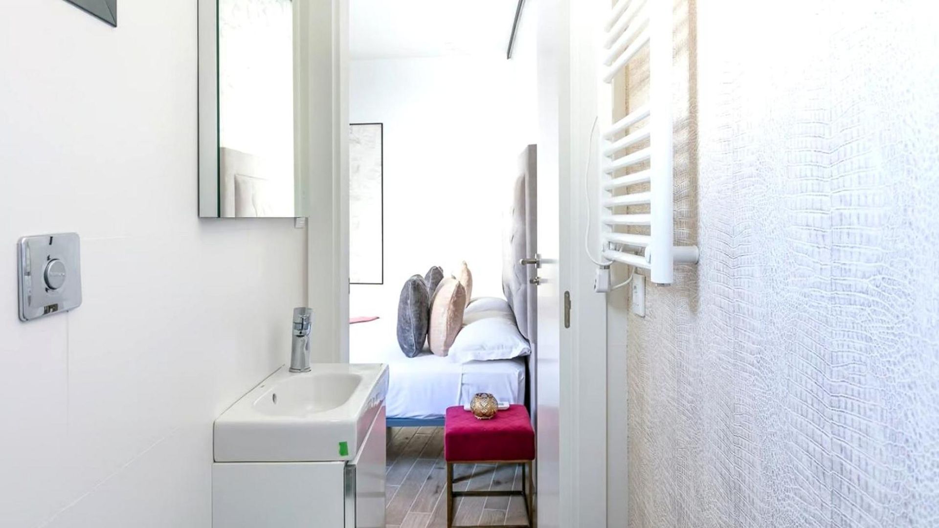 Chic Boutique Loft Apartment *