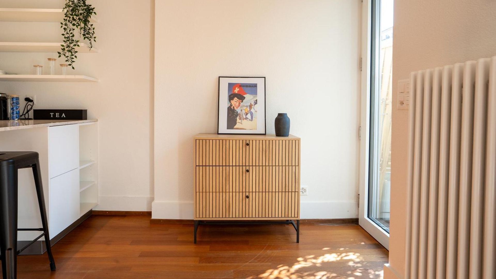 Newly Renovated Next To With Private Terrace Apartment *