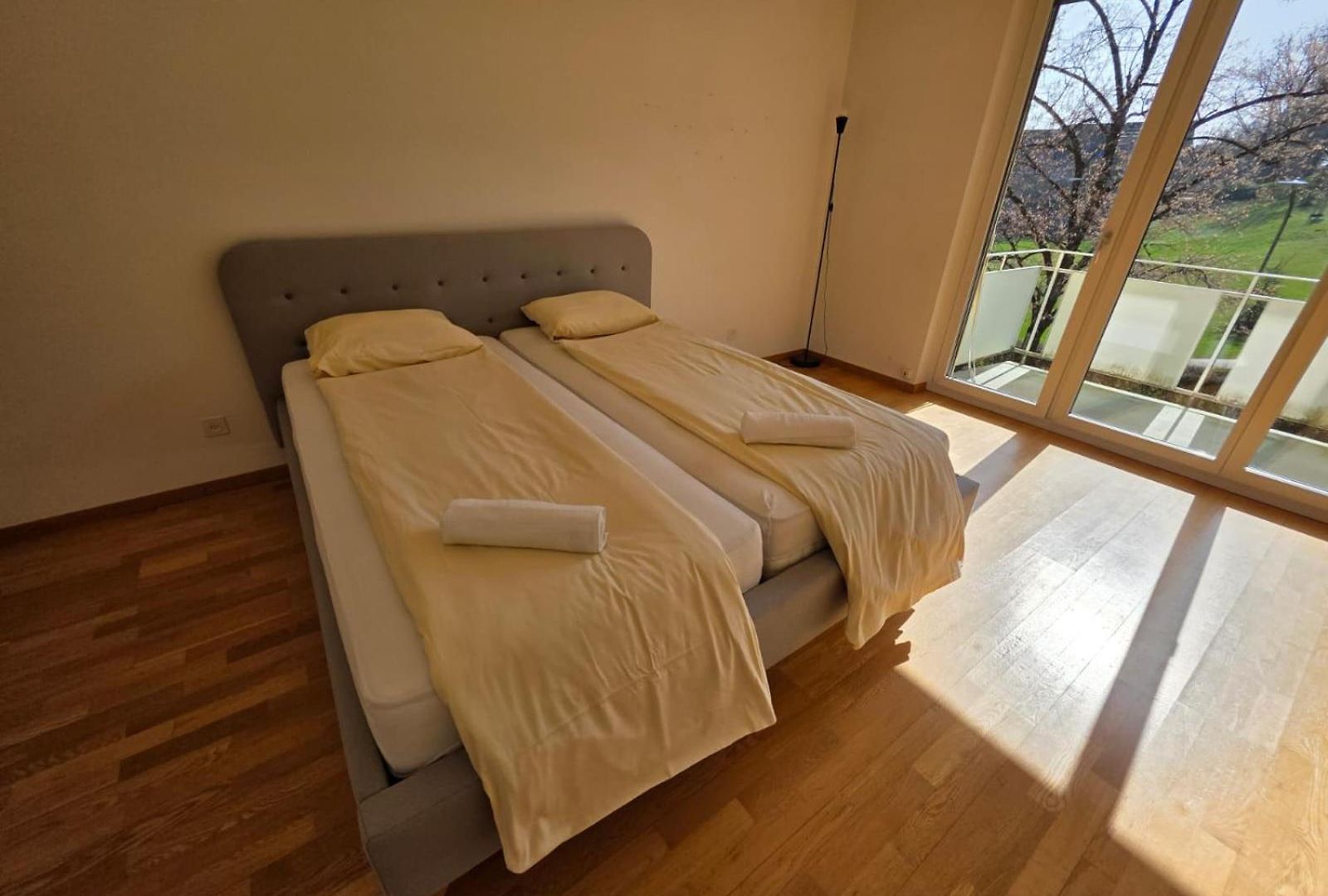 Large Flats, Center - Sch Apartment *