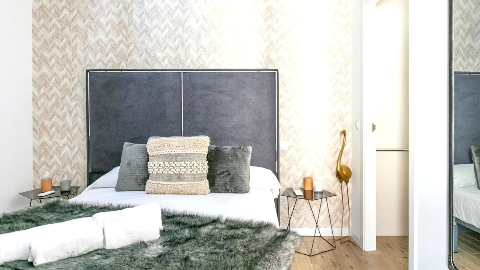 Chic Boutique Loft Apartment
