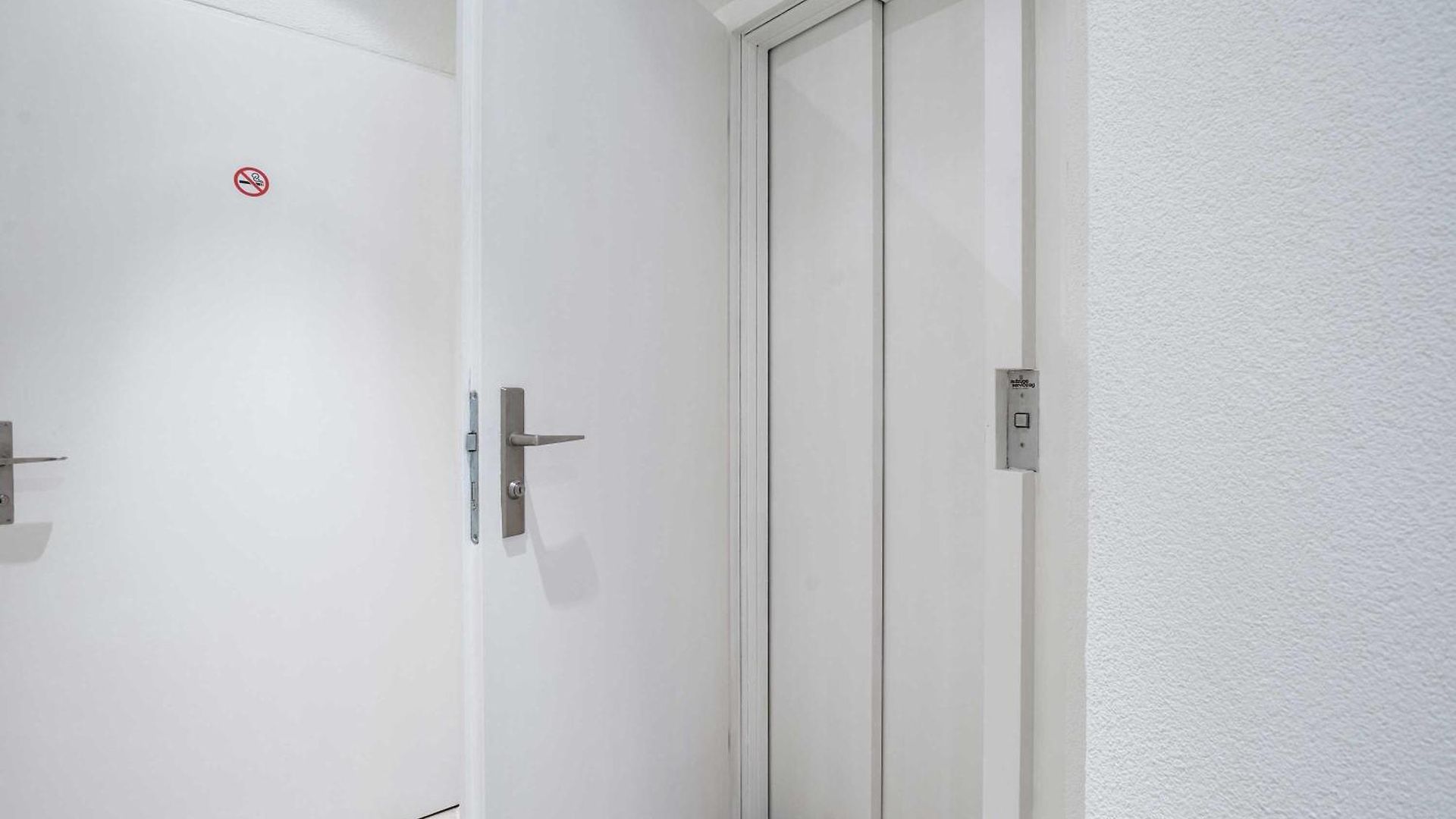 Zh Gold 1 - Hitrental * Zurich