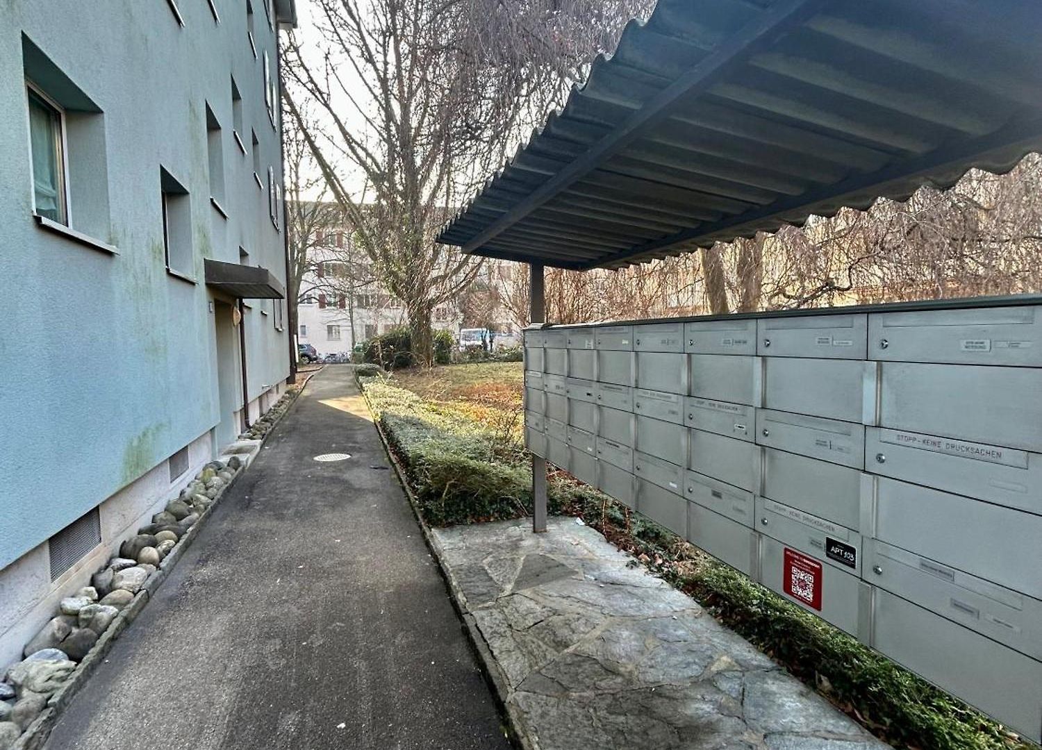 Cozy On Brahmstrasse In Zürich